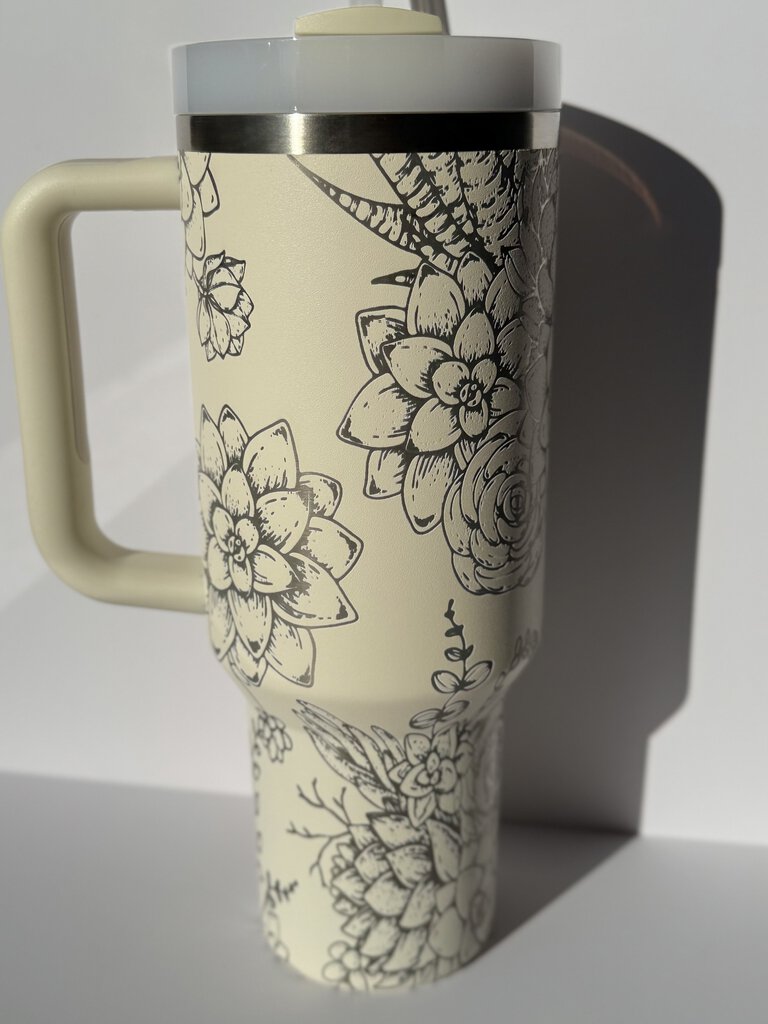 Succulent Engraved Cream 40oz Stanley