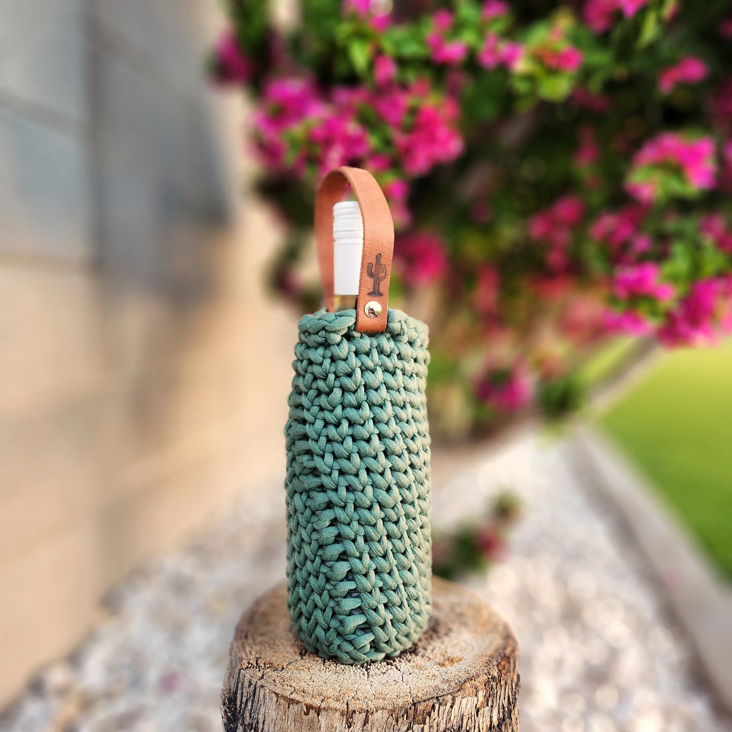 Evergreen_Crochet_Wine_Bottle_Holder 1.jpg