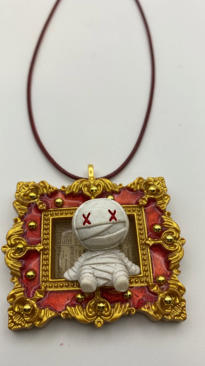 Munny Cameo Necklace.jpg